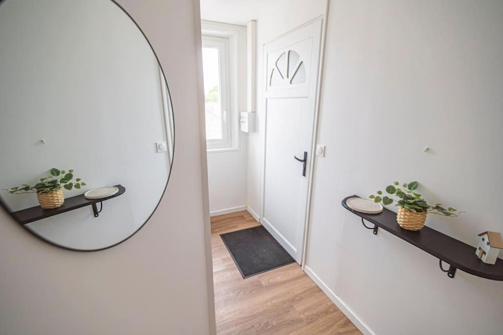 "Le Chaleureux" Appartement Pour 4 Personnes Isles-sur-Suippe Eksteriør billede