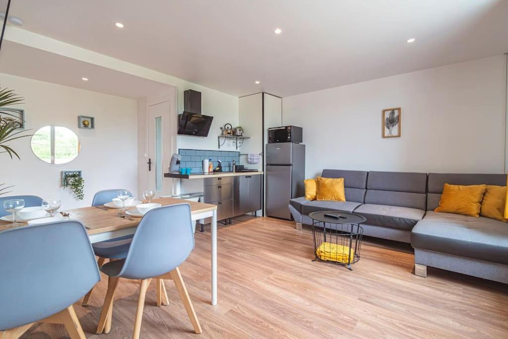 "Le Chaleureux" Appartement Pour 4 Personnes Isles-sur-Suippe Eksteriør billede