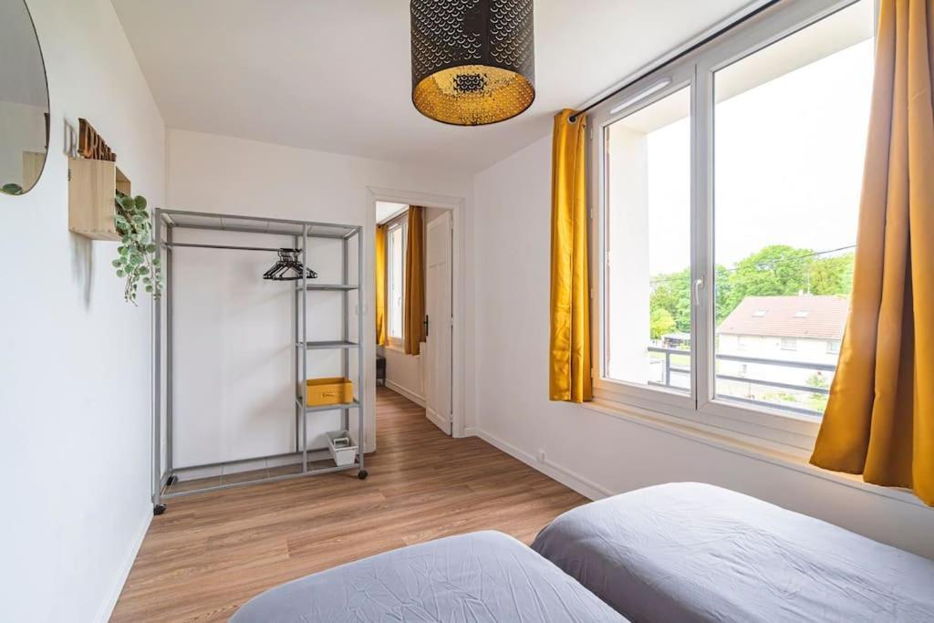"Le Chaleureux" Appartement Pour 4 Personnes Isles-sur-Suippe Eksteriør billede
